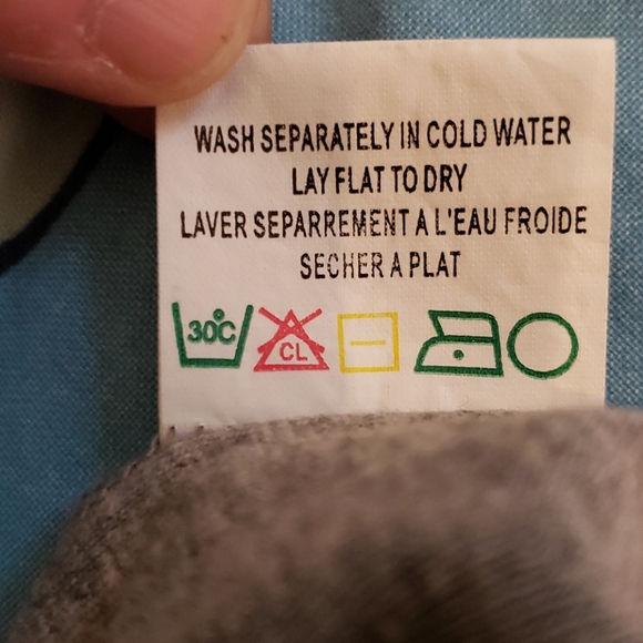 Ladies night gown - Picture 6 of 8